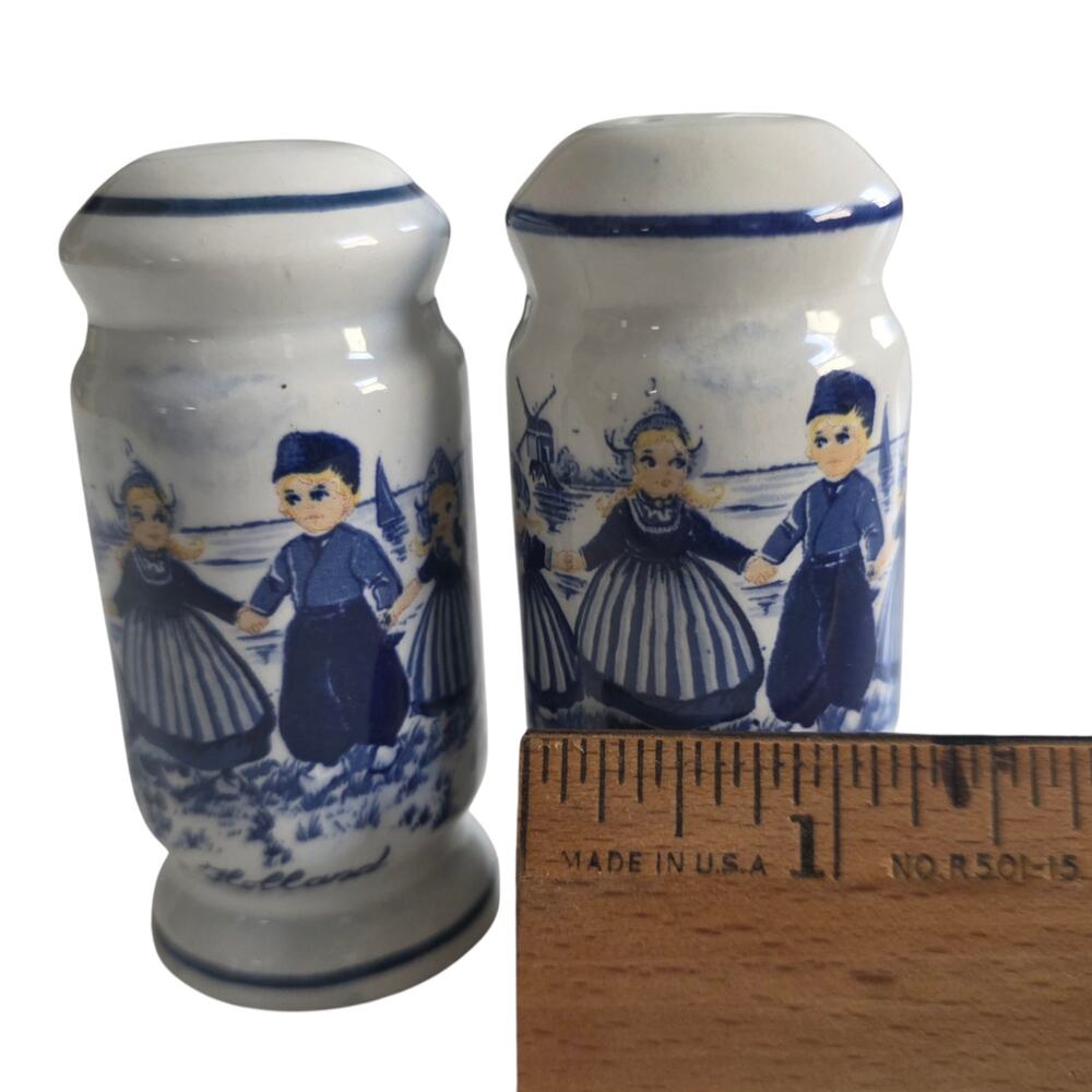 Vintage Delft Blue & White Dutch Hand Painted Salt Pepper Set - Picture 8 of 9